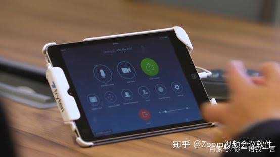 Zoom 电脑客户端与网页版区别